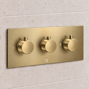 Smooth Horizontal 3 Outlet Shower Valve